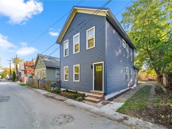 2629 W 15th St, Cleveland, OH 44113