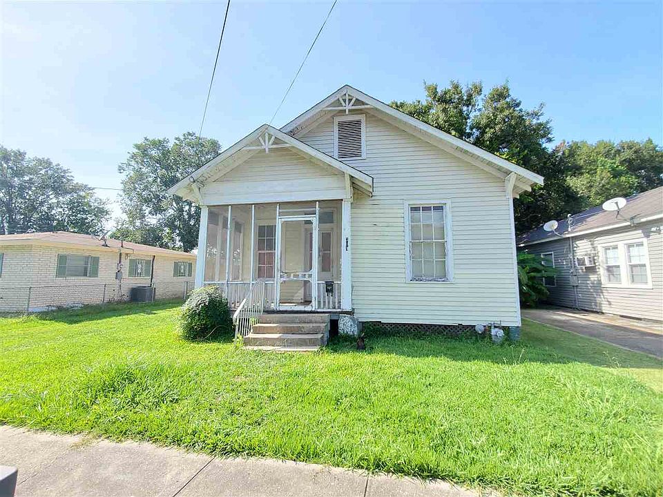 1st image of 301 Terrebonne St
