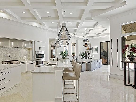 3rd image of 10372 Kensington Shore Dr