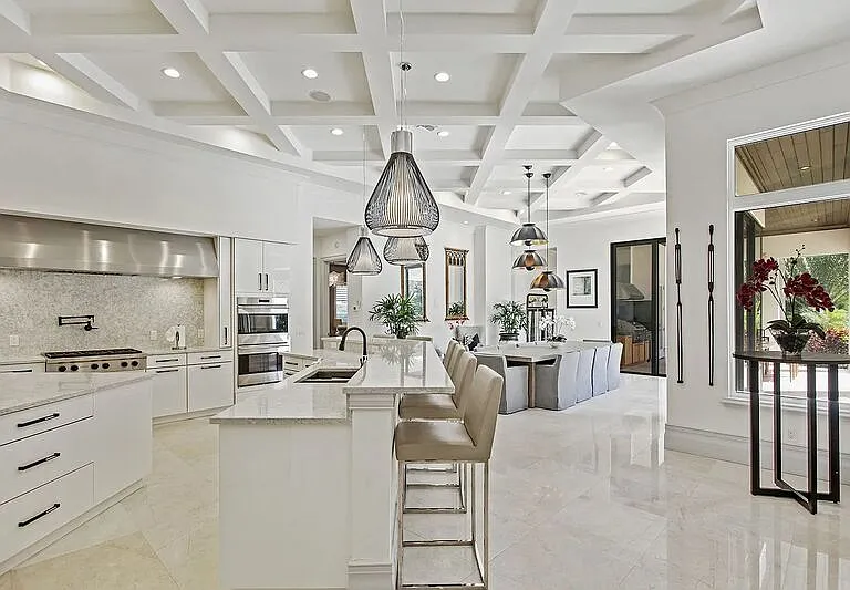 10372 Kensington Shore Dr — Photo 3