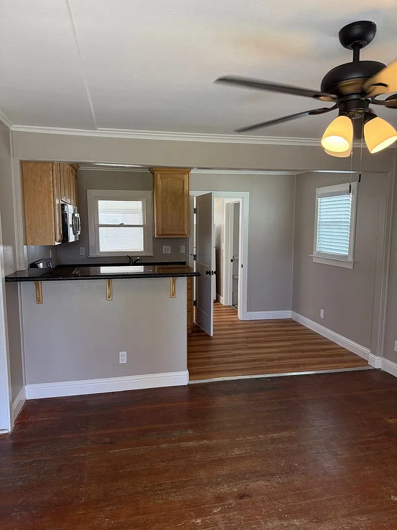 2121 Raymond Ave Stockton, CA 95203 — Photo 3