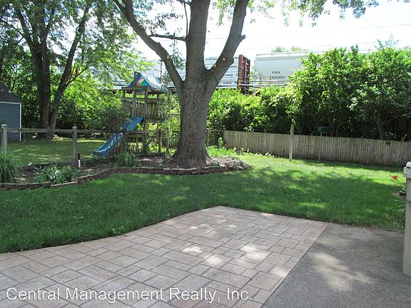 4th image of 1326 Longfellow Ave