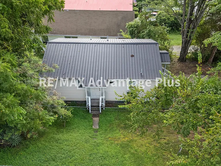 200 Gross St — Photo 28