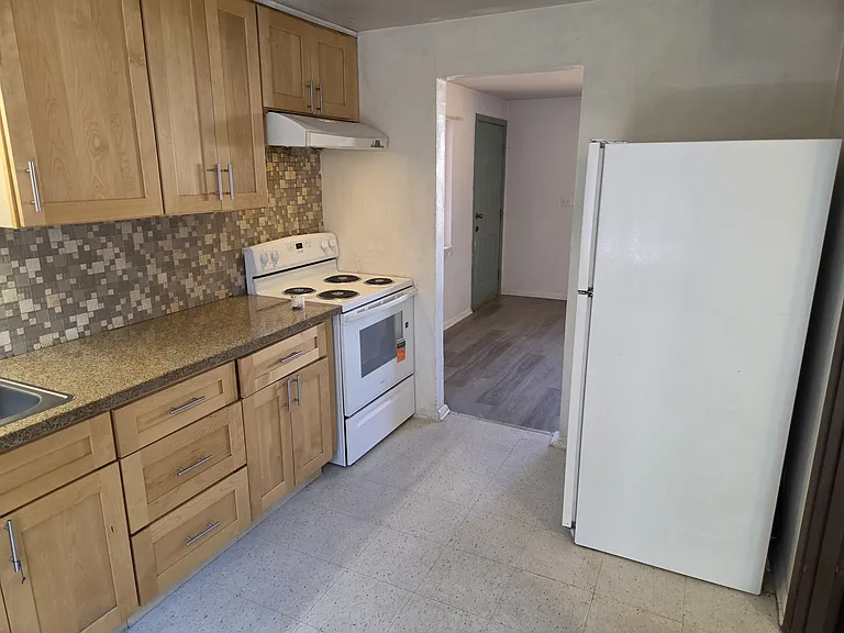 4615 S Henderson St #NA — Photo 6