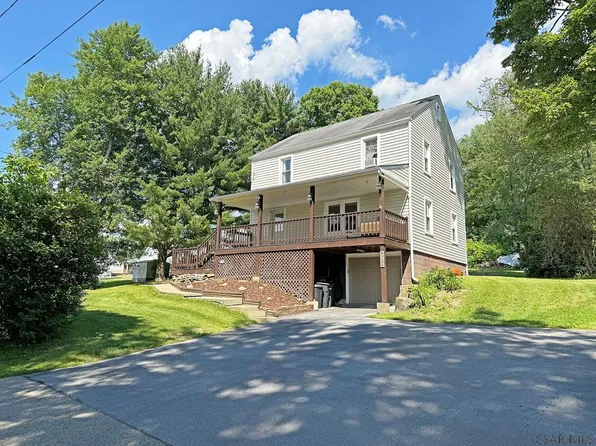 735 Lawrence St, Johnstown, PA 15904