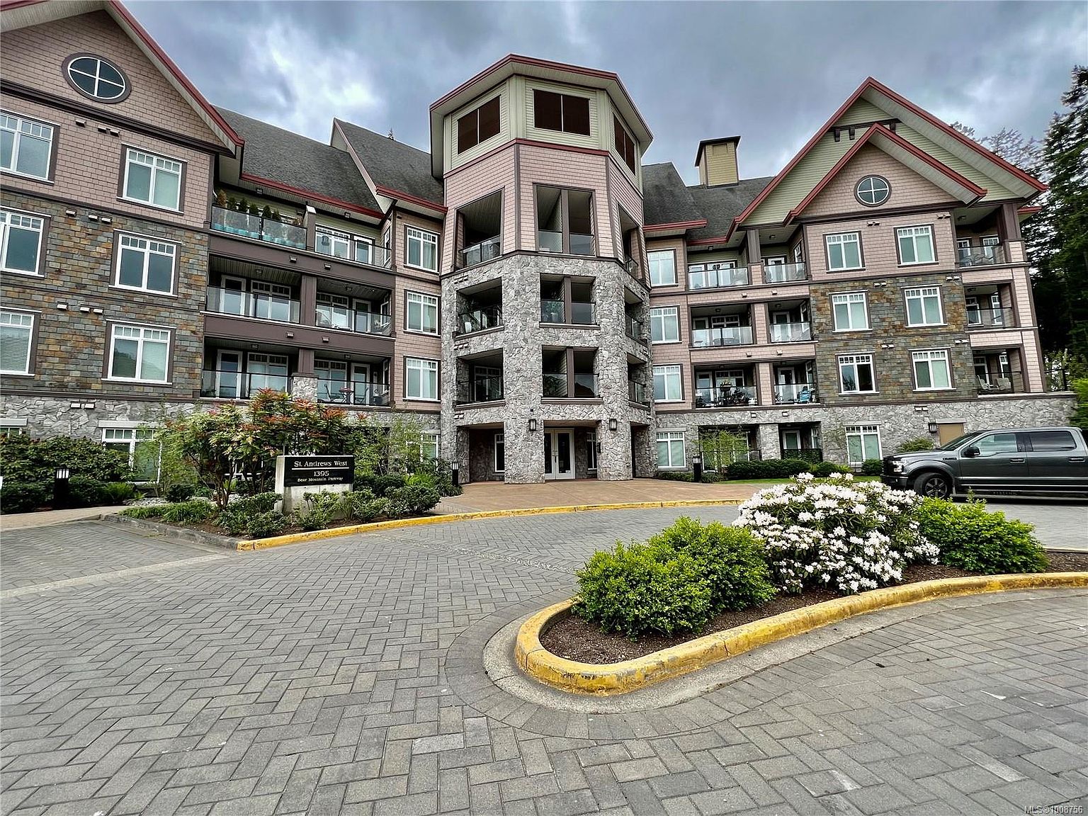 1395 Bear Mountain Pkwy #219