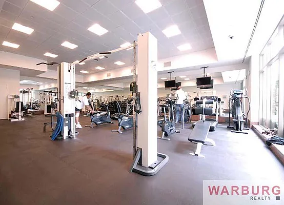 Sold by Warburg | media 18