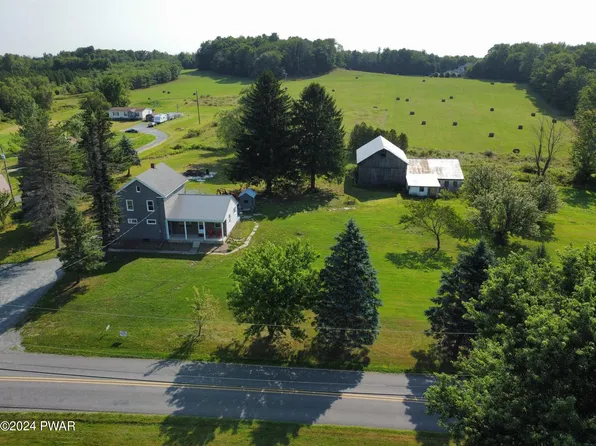 254 Cemetery Rd, Moscow, PA 18444