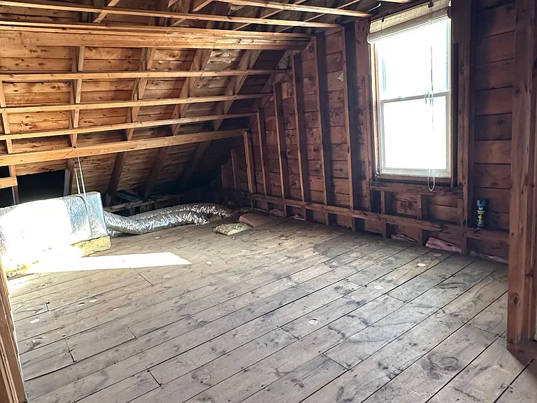 146 Harrington Ave — Photo 28