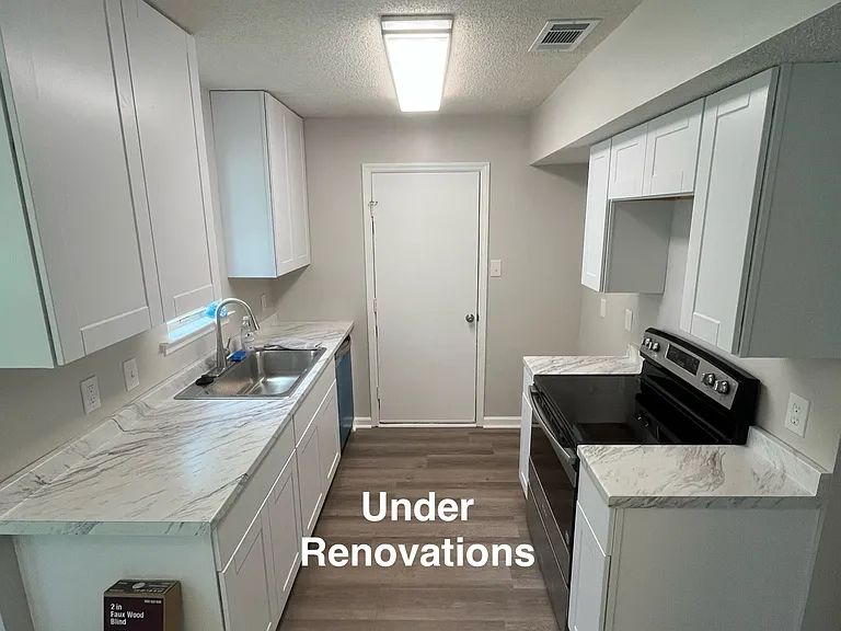 7322 Albert St — Photo 5