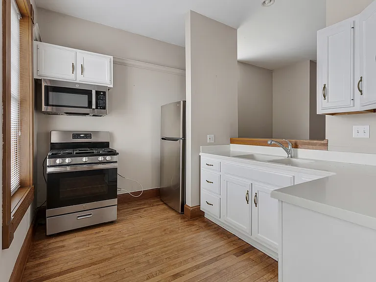 222 W Main St #A — Photo 7