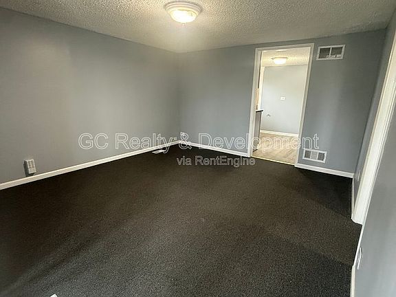 3rd image of 5102 S Mulligan Ave #3