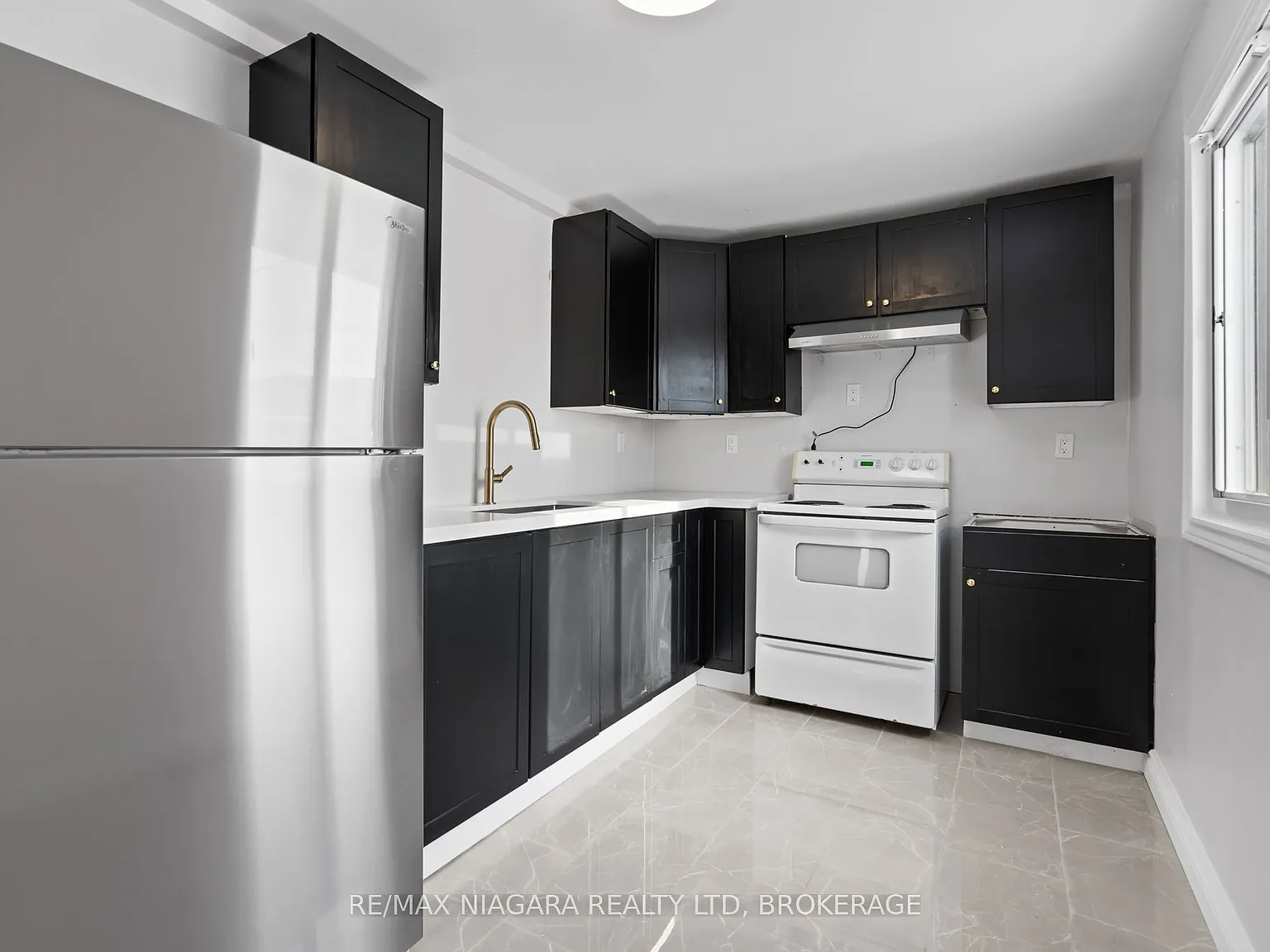 1 bed, $1,400 — Photo 4