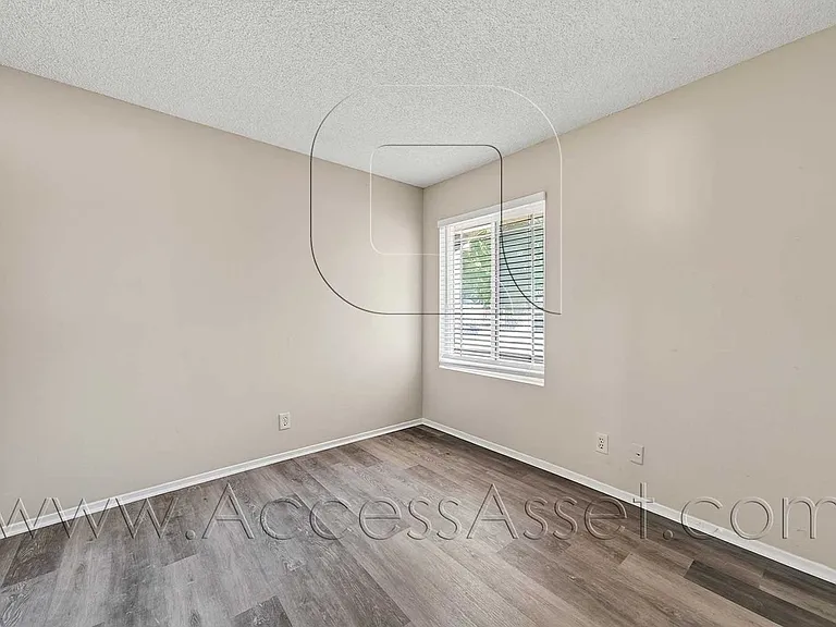 29650 Mira Loma Dr — Photo 14