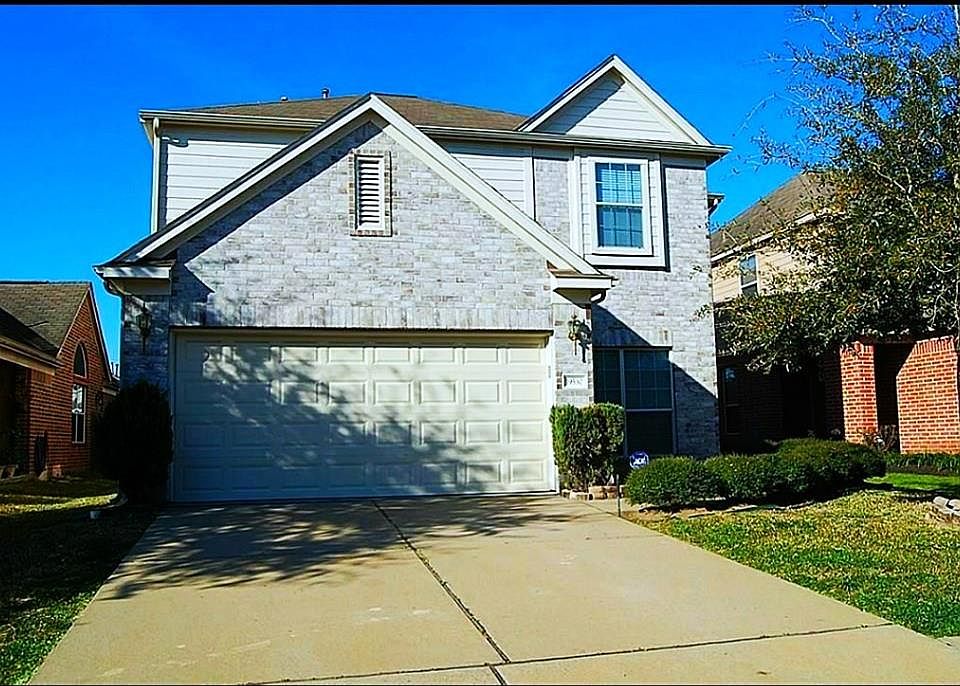1st image of 19530 Hickory Meadow Ln