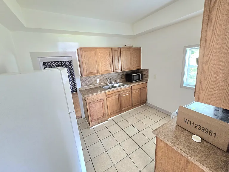 108 W Church Ave #B — Photo 6
