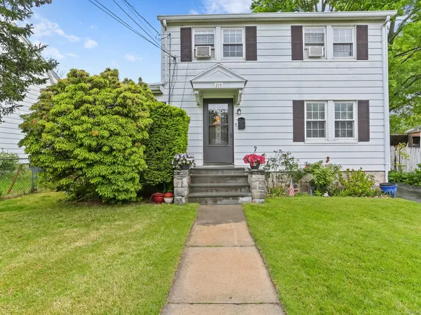 215 Cold Spring Road, Stamford, CT 06905