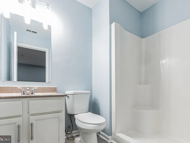 10329 Bridle Ct — Photo 6