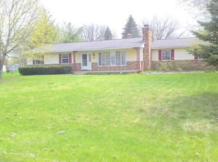 1395 Alcona Dr, Burton, MI 48509