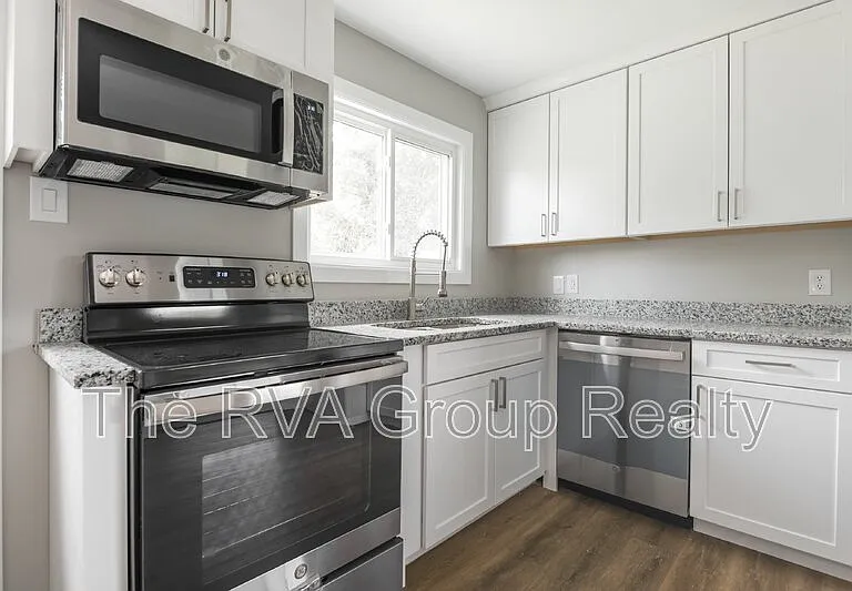 1915 Miller Ave #2 — Photo 18