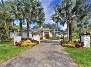 6901 SW 94th St, Pinecrest, FL 33156