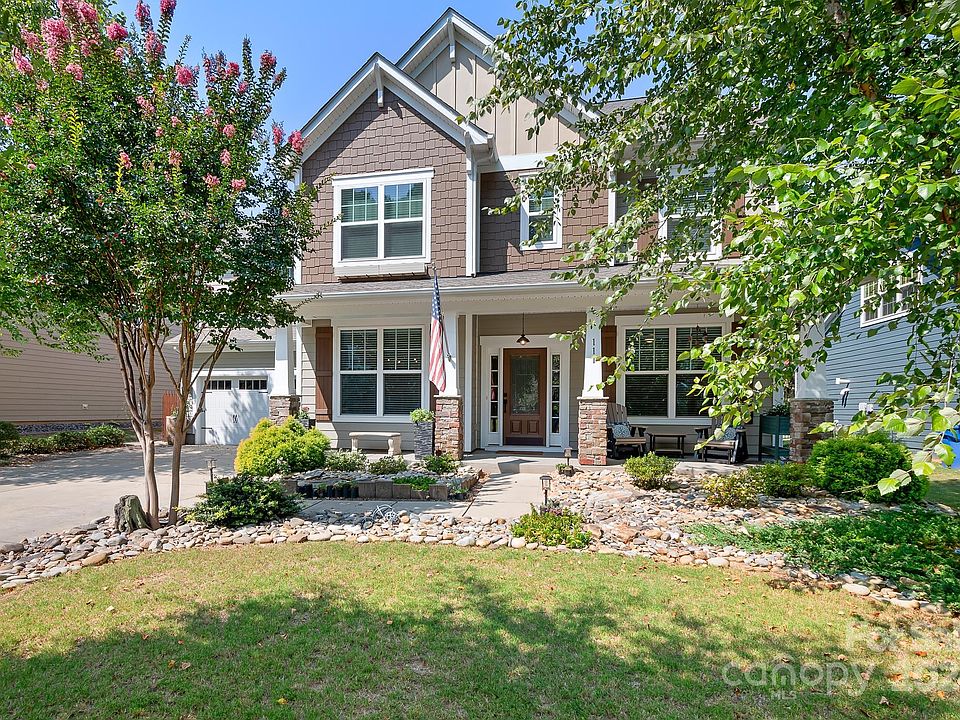 1st image of 111 Ferngrove Ct