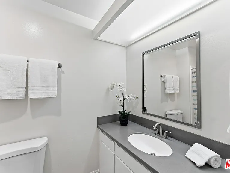 2470 Bolker Dr — Photo 10