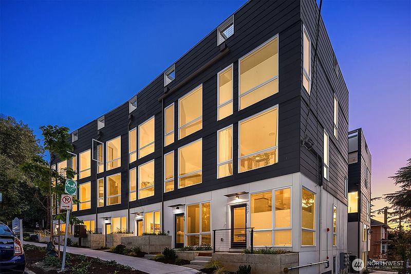 2nd image of 633 13th Avenue E