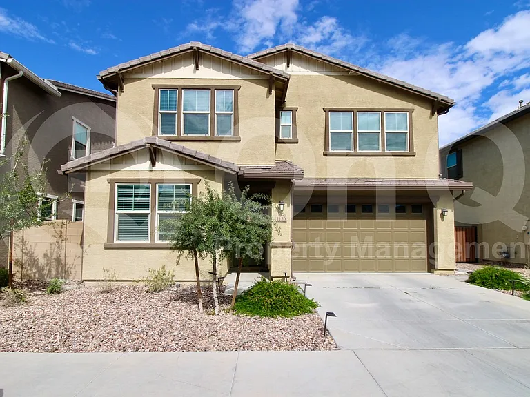 1130 E Armstrong Way — Photo 1