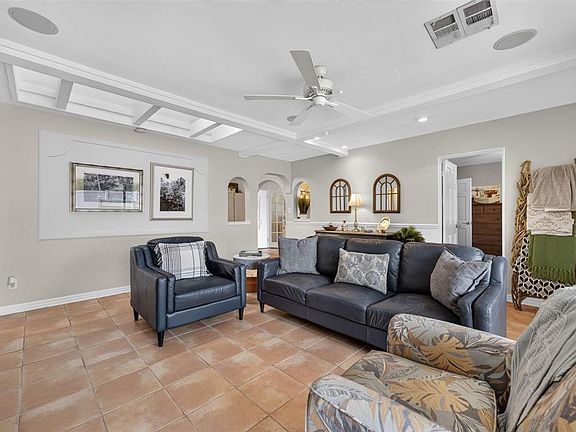 5th image of 790 S LAKE SYBELIA DRIVE