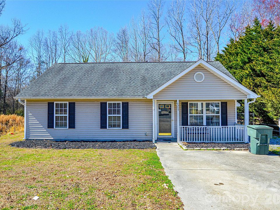 1st image of 3345 Hunting Wood Ct