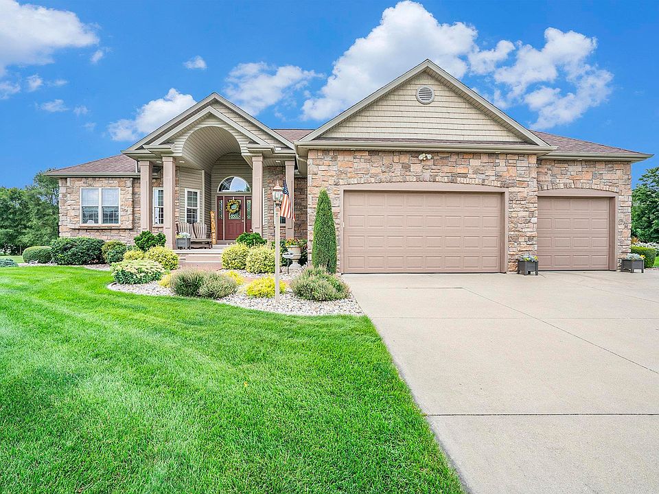1st image of 57641 Hearthstone Ct