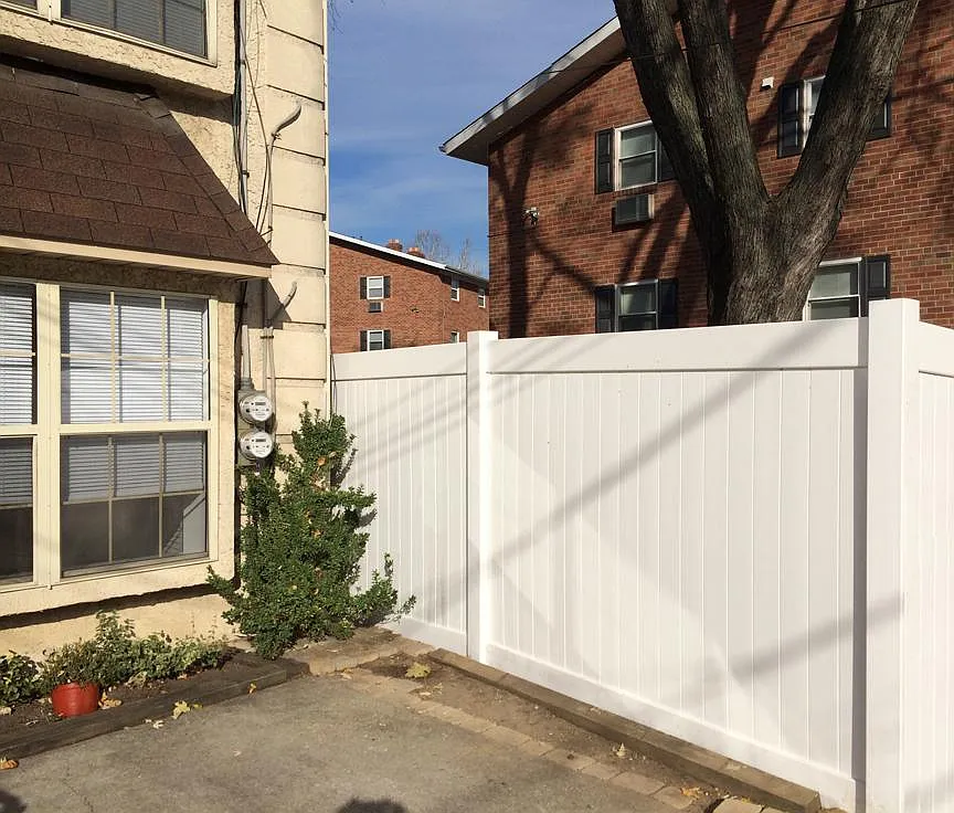 2 bed, 850 sqft, $1,625 — Photo 2