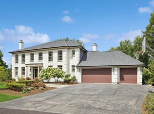 27W750 Brookside Dr, Winfield, IL 60190