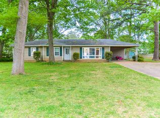 1703 Summerlane SE, Decatur, AL 35601