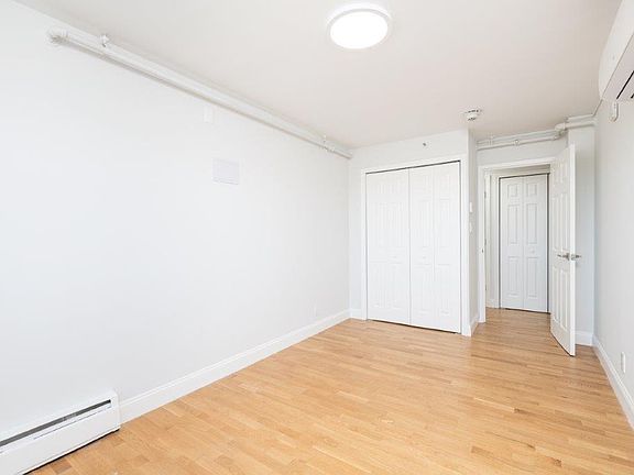 5th image of 1412 Columbia Rd #16