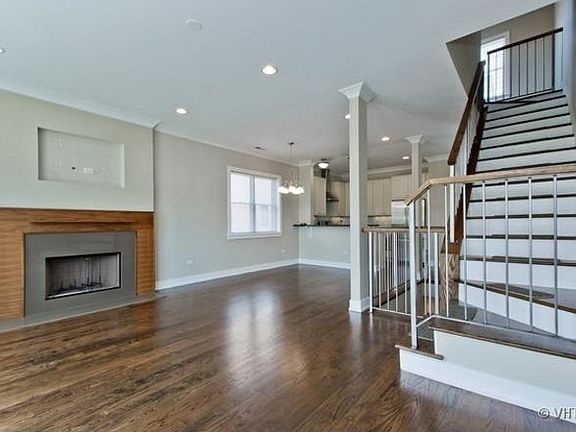 3rd image of 3545 N Reta Ave APT 4