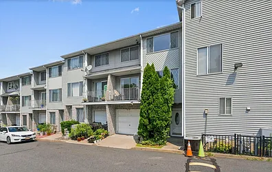 110 Vogel Loop