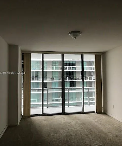 79 SW 12th St #3109 — Photo 1
