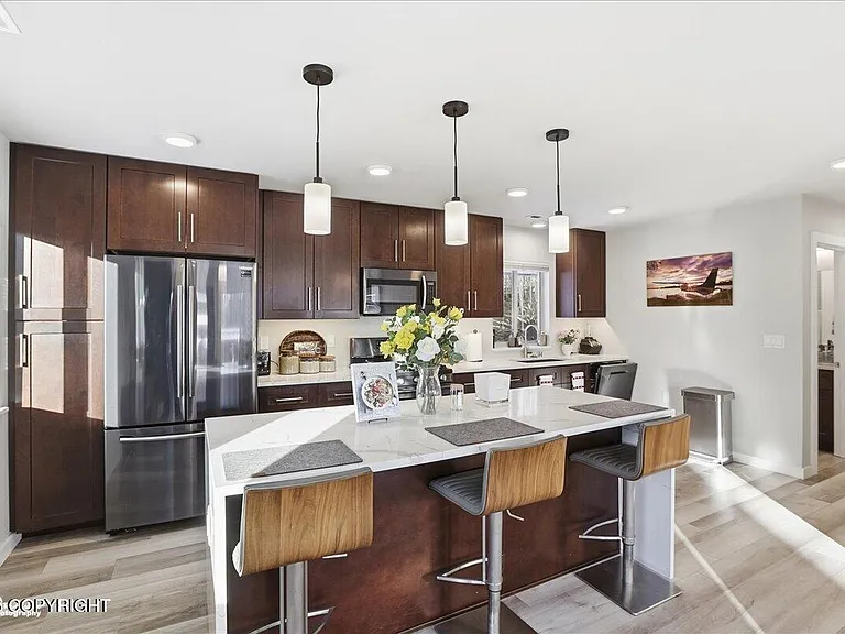 511 W 17th Ave #513 — Photo 7