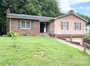 2840 Blue Creek Rd, Lenoir, NC 28645