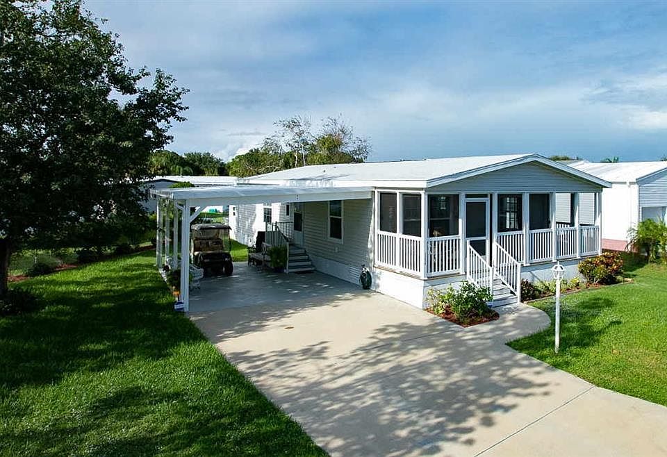1st image of 1216 Bluebird Dr