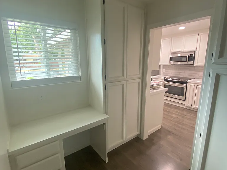 805 Poplar Ave — Photo 4