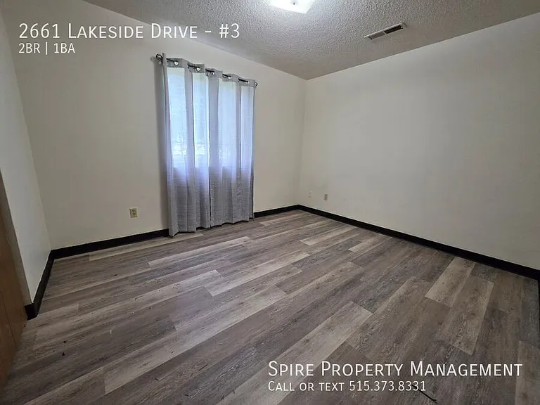 2661 Lakeside Dr #3 — Photo 6