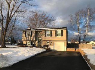 8152 Mantova Dr, Clay, NY 13041