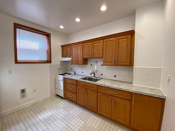 4th image of 1726 S 4th St #1