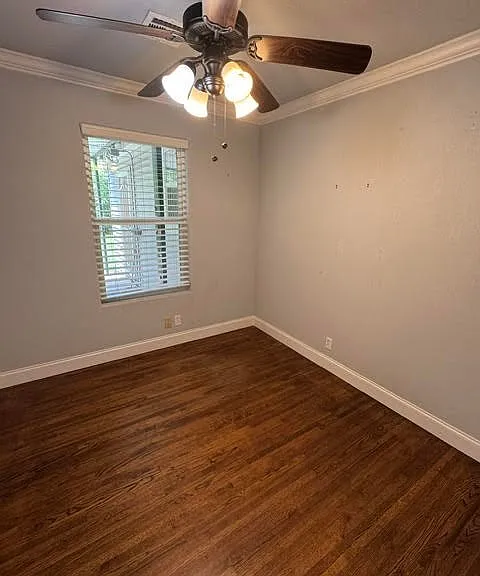 5508 S Newport Ave — Photo 16