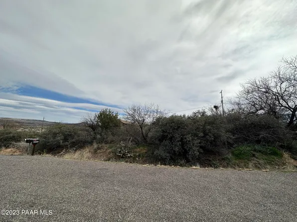 20913 E Coyote Ln, Mayer, AZ 86333