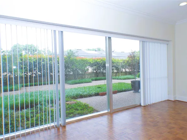 6211 W Northwest Hwy APT G112, Dallas, TX 75225