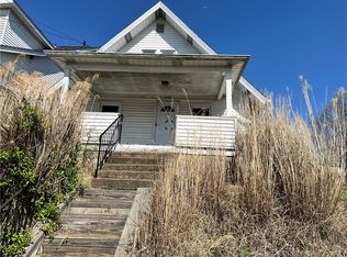2409 Collins St, McKeesport, PA 15132